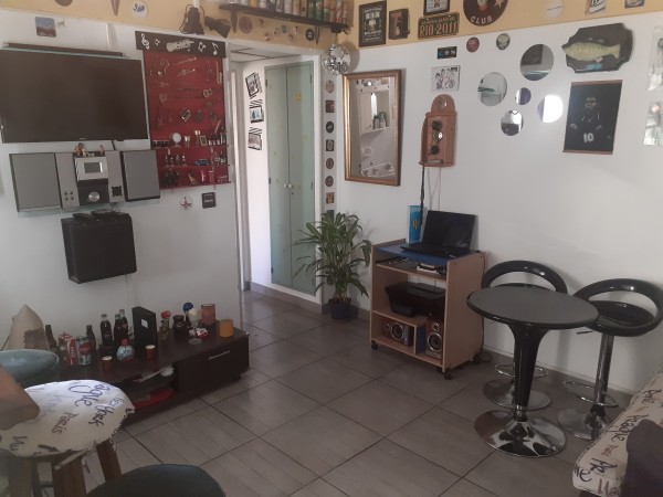 Departamento 2 ambientes con desayunador.