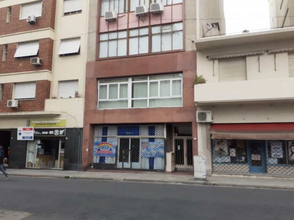 Oficina en Monserrat