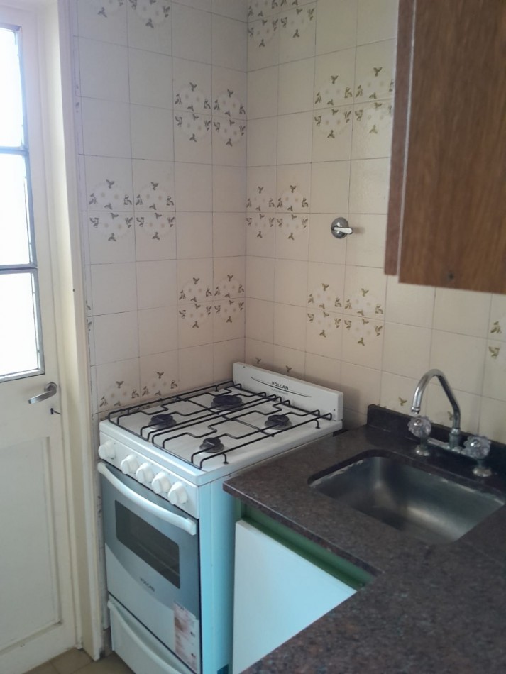 2 ambientes. Apto profesional