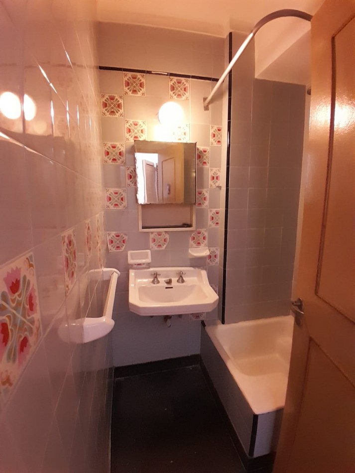 Luminoso 2 ambientes con balcon