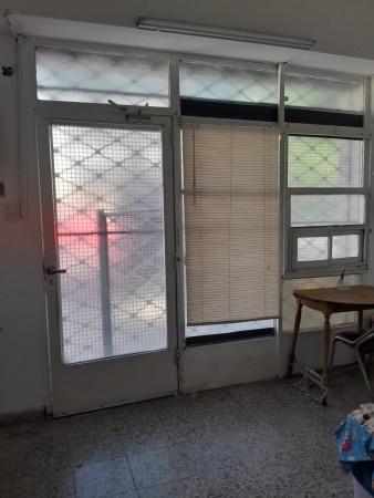 Artigas entre A.Jonte y Biarritz. A la calle