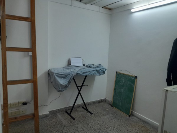 Artigas entre A.Jonte y Biarritz. A la calle